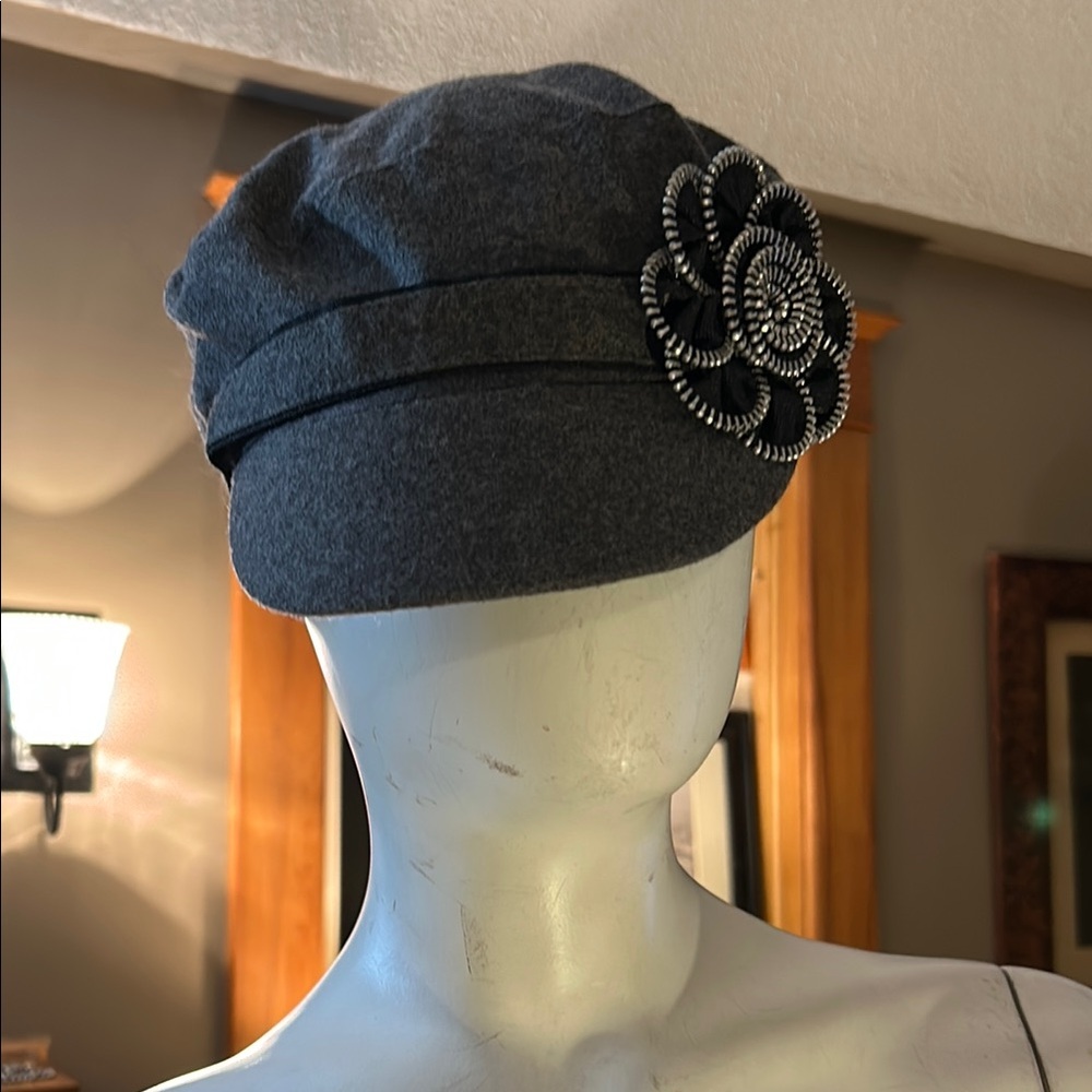 Newsboy cap